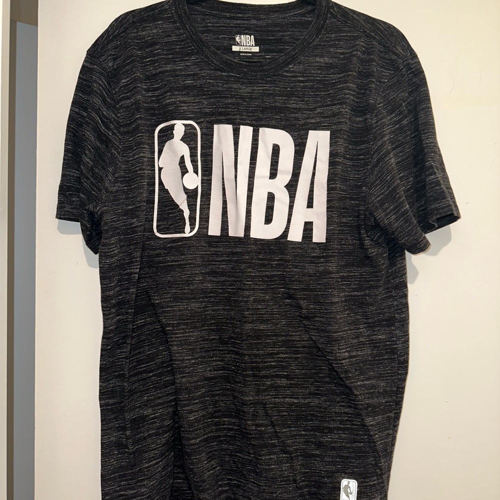 NBA TShirt Size XL